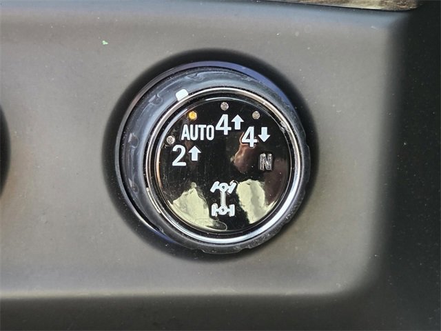 Used 2019 Cadillac Escalade Platinum image 32