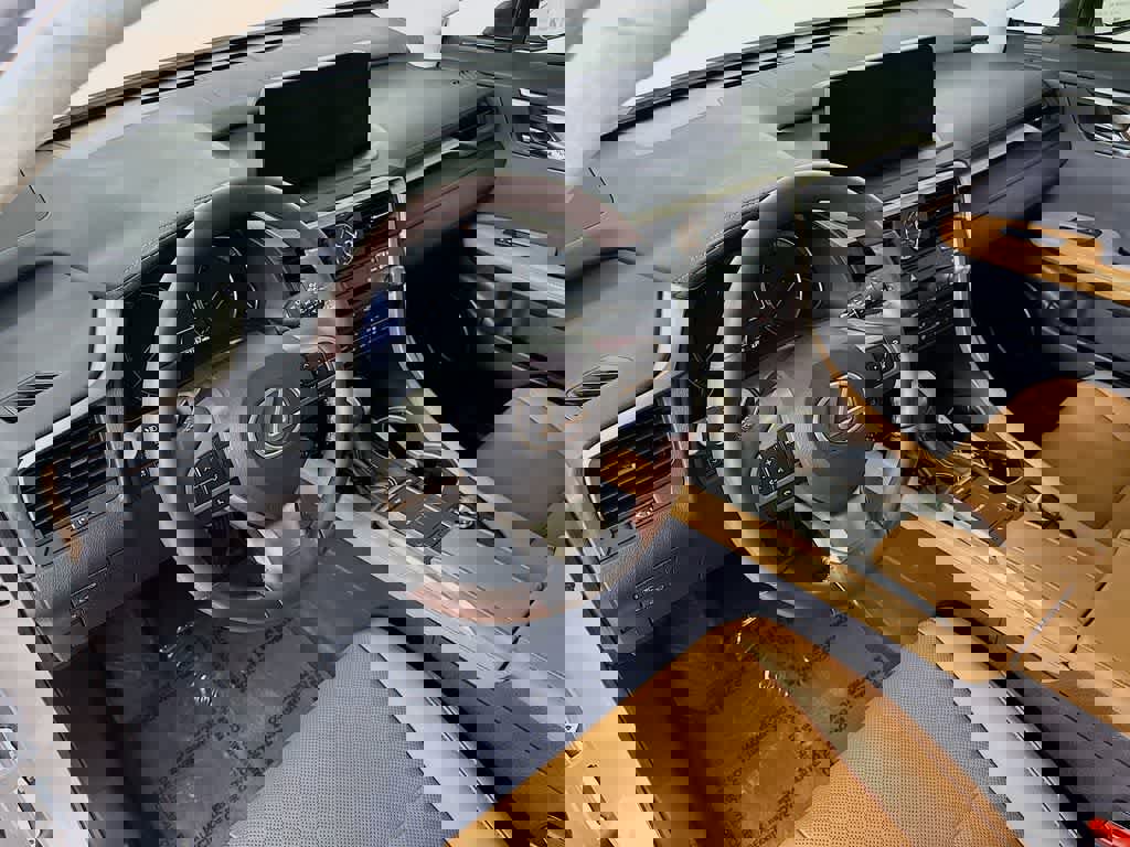 Used 2022 Lexus RX 350 FWD w/ Premium Package image 2