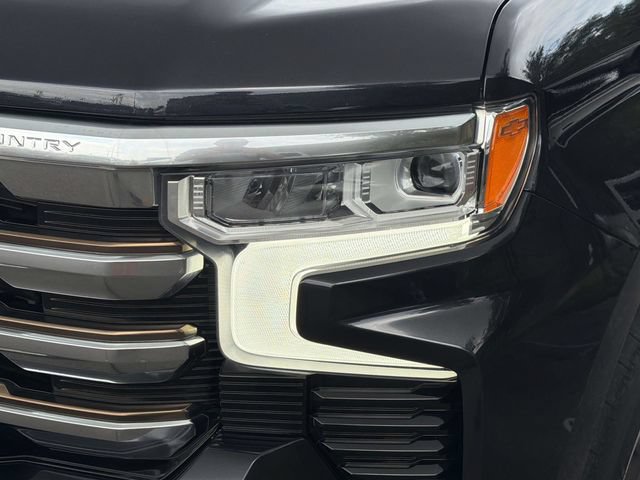 Used 2022 Chevrolet Silverado 1500 High Country AWD/4WD image 11