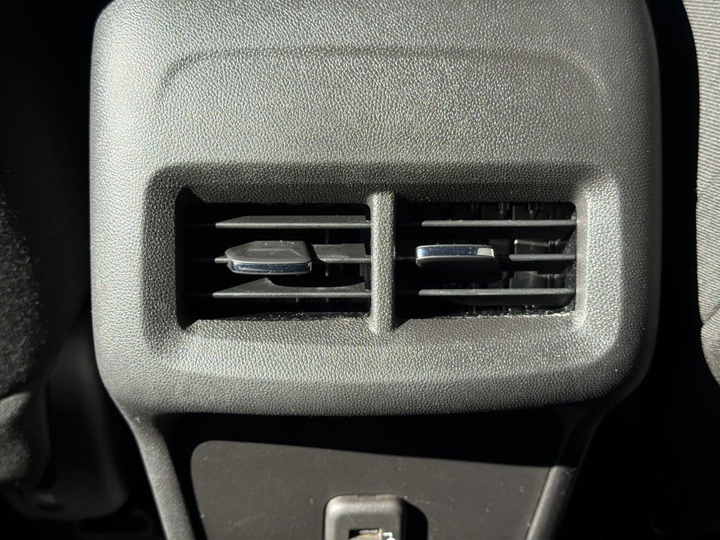 Used 2024 Chevrolet Equinox LS w/ Midnight Edition FWD image 23