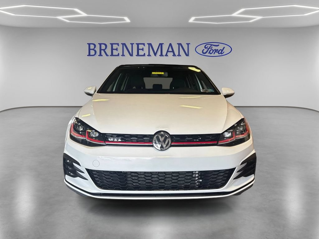 Used 2018 Volkswagen GTI SE FWD image 2