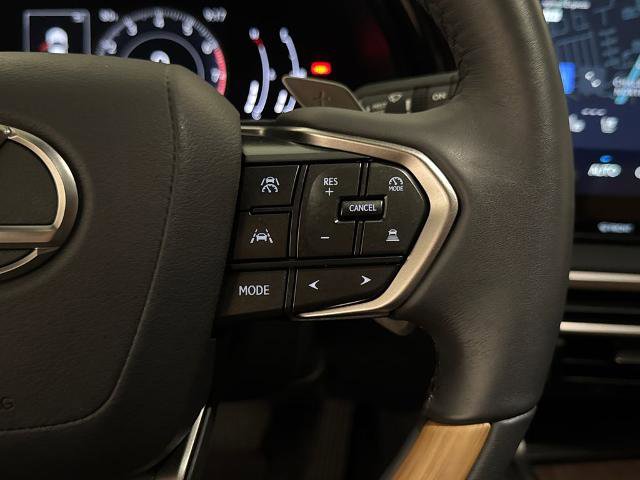 Used 2024 Lexus RX 350 Premium w/ Accessory Package (Z1) FWD image 23