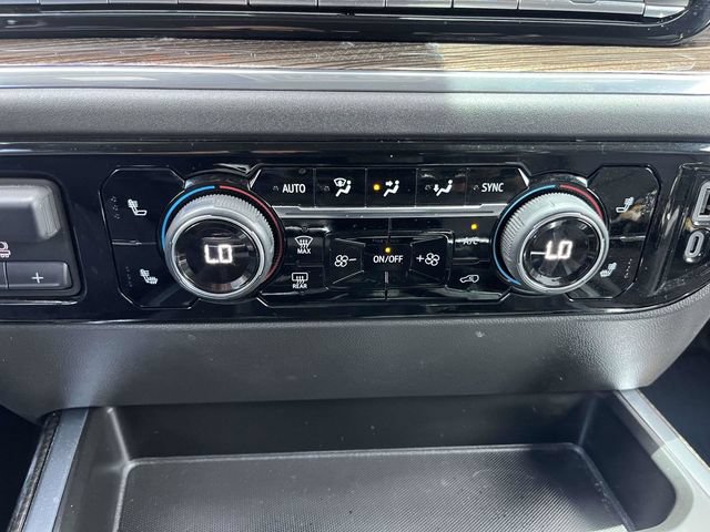 Used 2025 Chevrolet Silverado 1500 LT Trail Boss w/ LT Trail Boss Premium Package AWD/4WD image 17