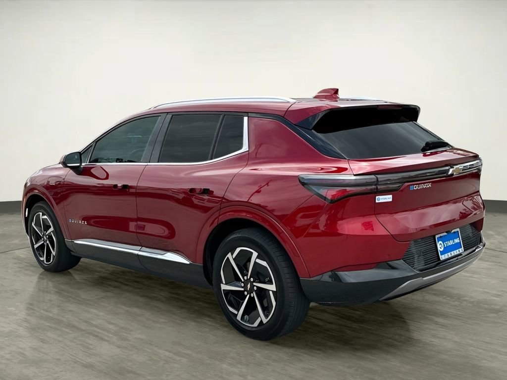 Used 2025 Chevrolet Equinox EV LT w/ Convenience Package image 4