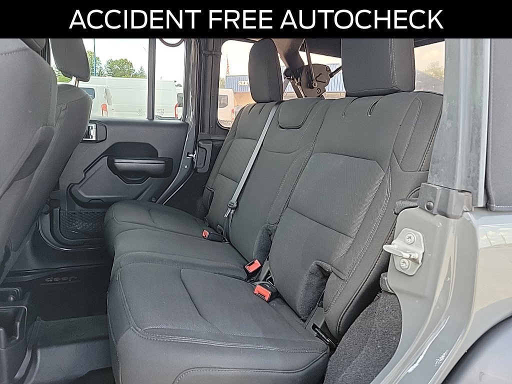 Used 2021 Jeep Wrangler Unlimited Sport AWD/4WD image 14