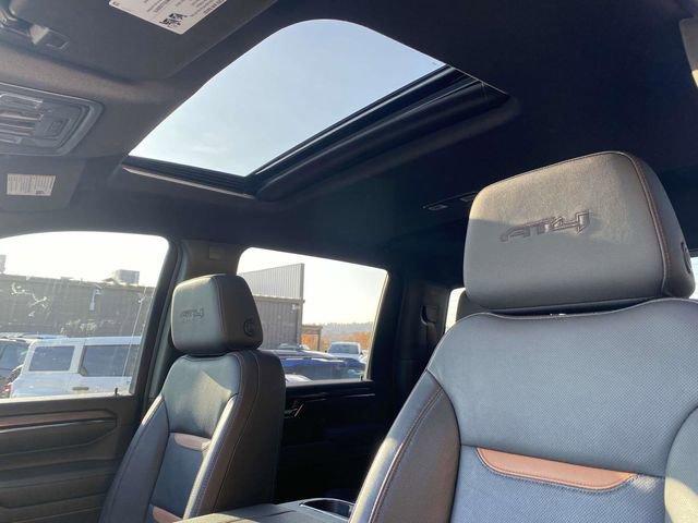 Used 2024 GMC Sierra 2500 AT4 w/ AT4 Premium Plus Package image 16