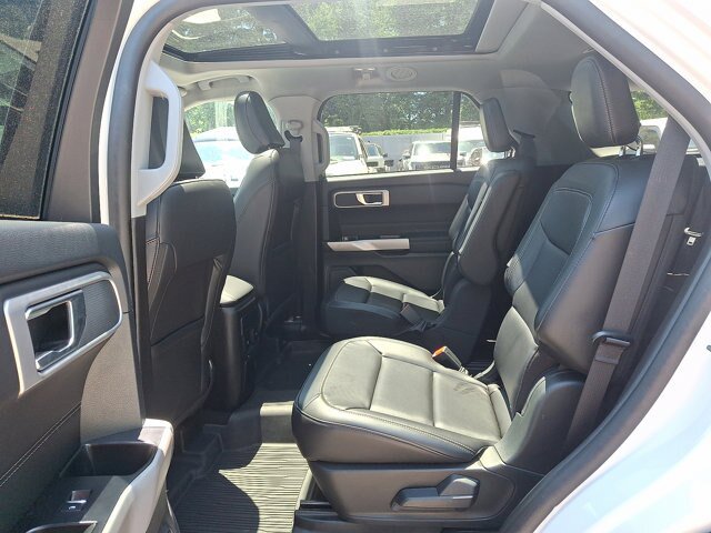 Certified 2023 Ford Explorer XLT w/ Equipment Group 202A AWD/4WD image 12