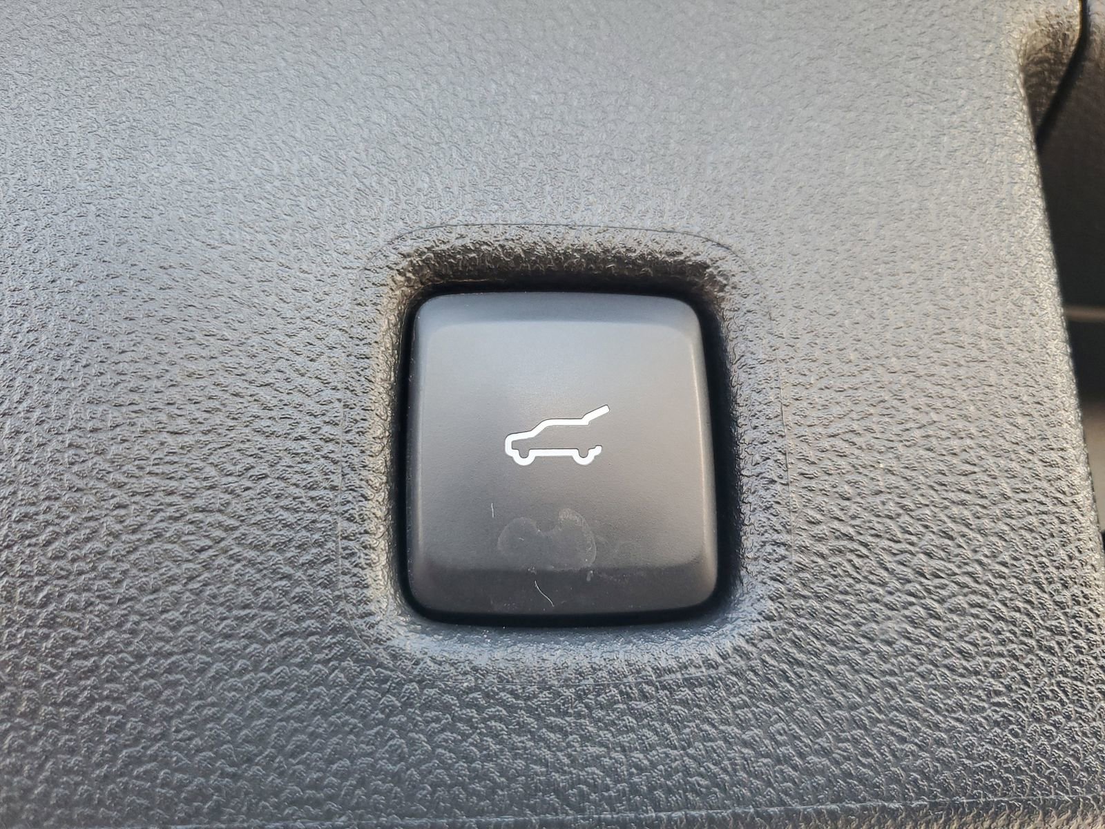 Certified 2024 Ford Escape ST-Line w/ Tech Pack #1 AWD/4WD image 8