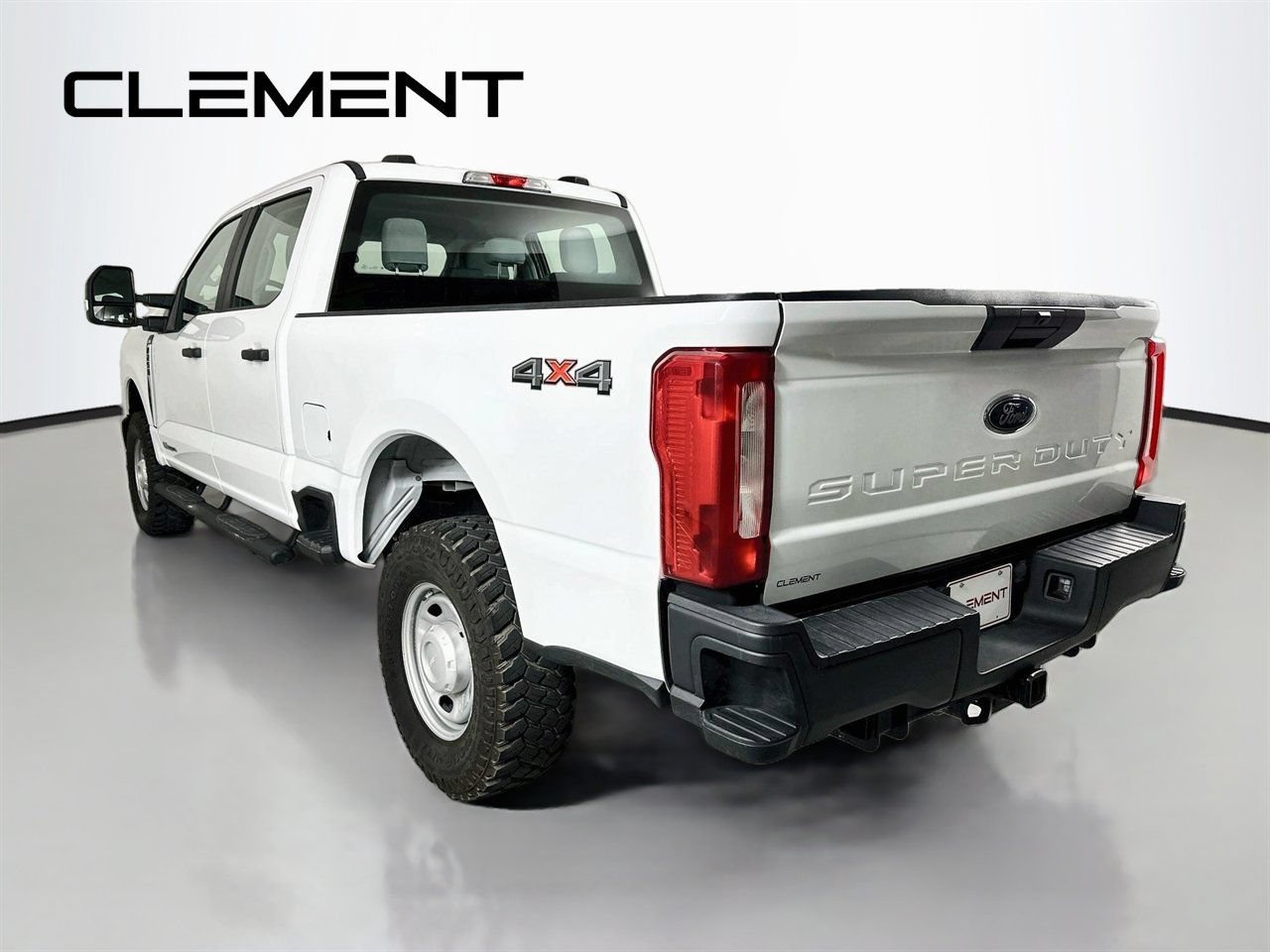 Certified 2024 Ford F250 XL w/ XL Off-Road Package AWD/4WD image 10