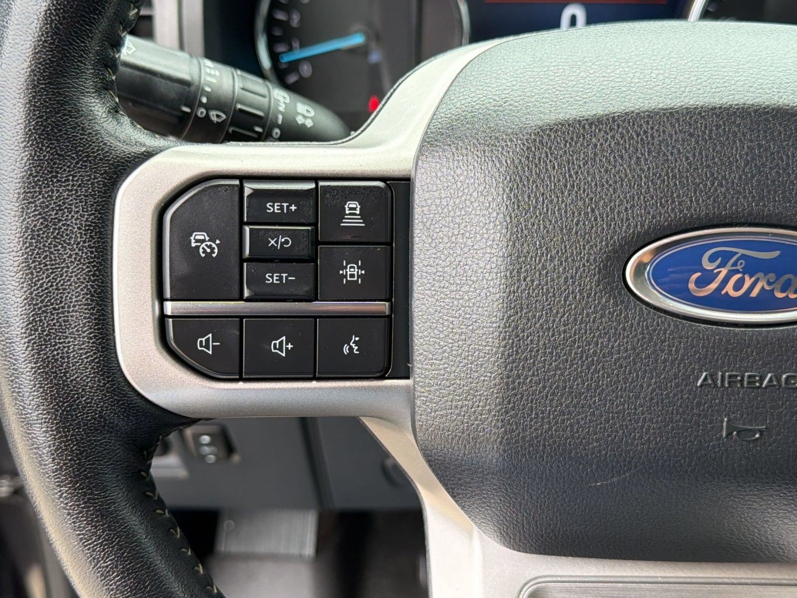 Certified 2022 Ford Expedition XLT RWD image 17