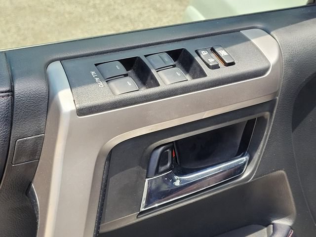 Used 2019 Toyota 4Runner Limited AWD/4WD image 26