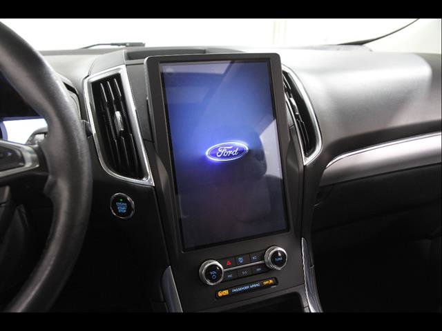 Certified 2022 Ford Edge Titanium w/ Equipment Group 301A AWD/4WD image 10