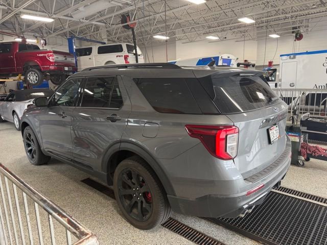 Certified 2023 Ford Explorer ST w/ Equipment Group 401A AWD/4WD image 4