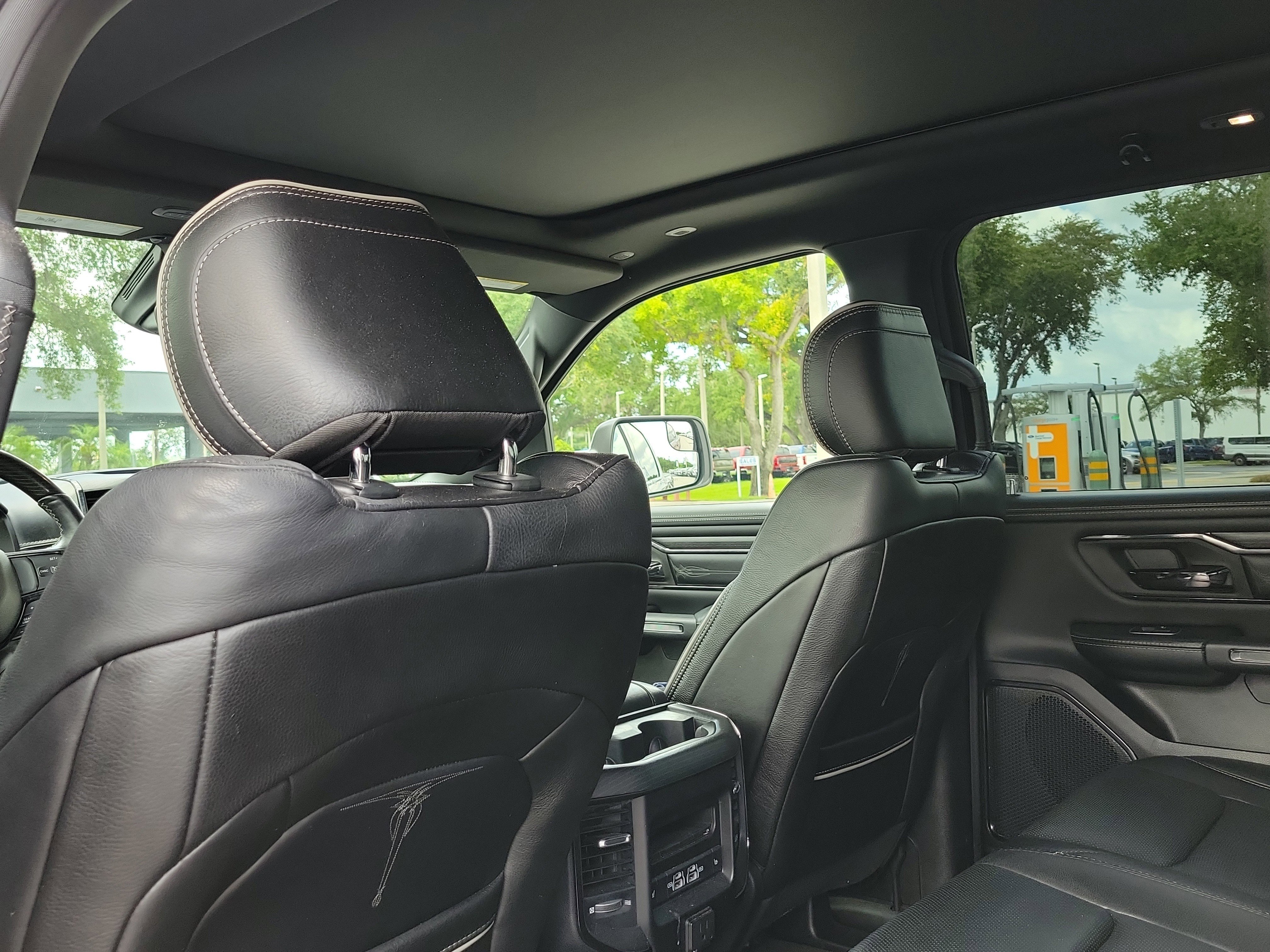 Used 2022 RAM 1500 Limited AWD/4WD image 13