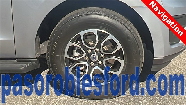 Certified 2024 Ford Expedition XLT image 9