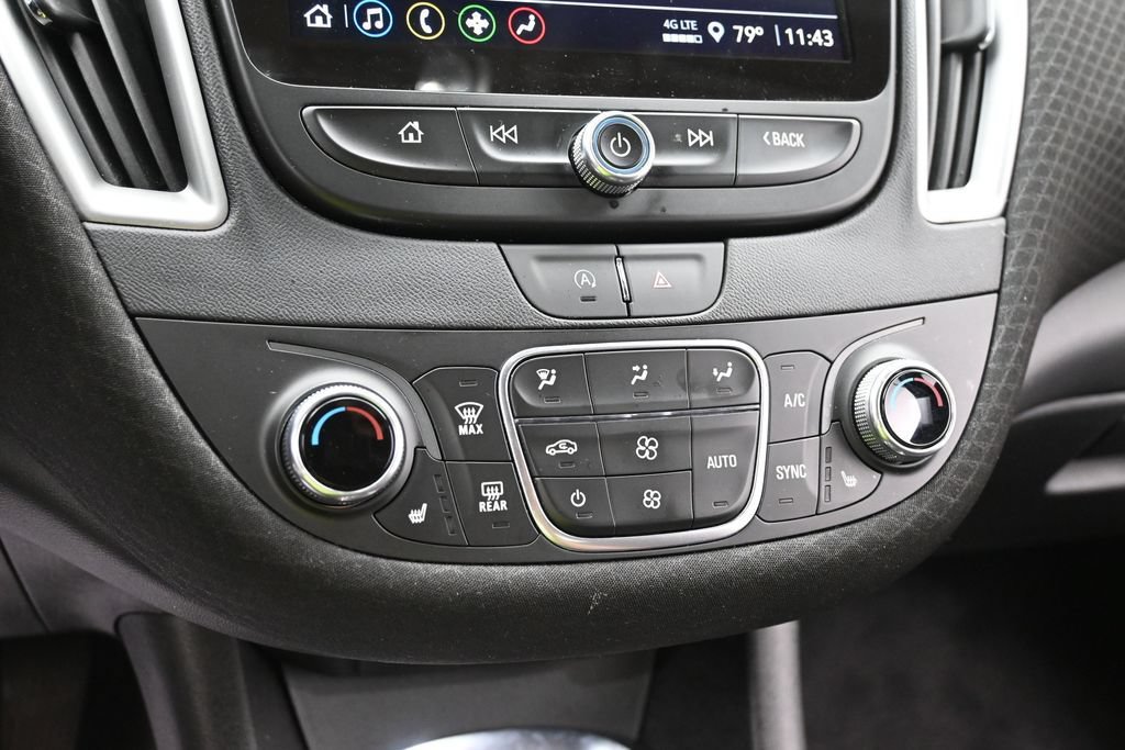 Used 2024 Chevrolet Malibu LT FWD image 11