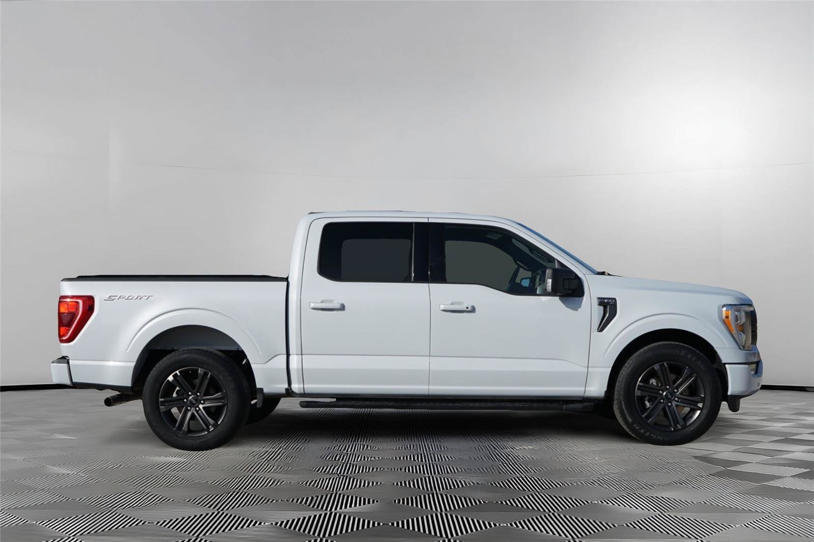 Certified 2022 Ford F150 XLT w/ Equipment Group 302A High RWD image 4