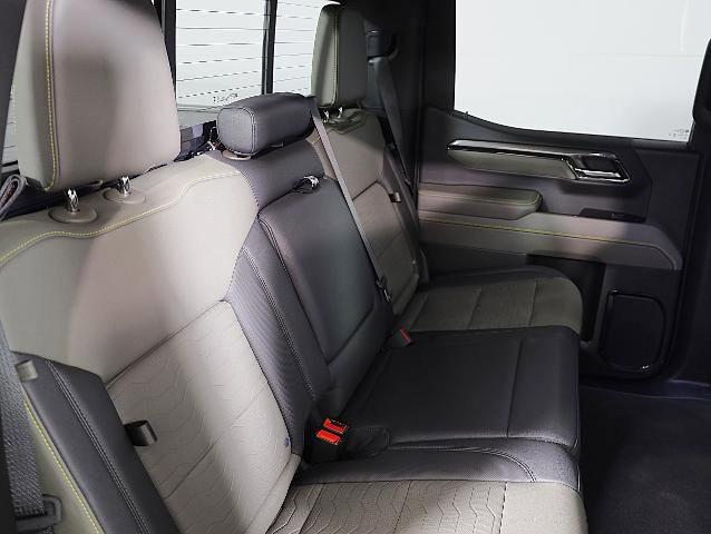 Used 2024 Chevrolet Silverado 1500 ZR2 w/ Technology Package image 10