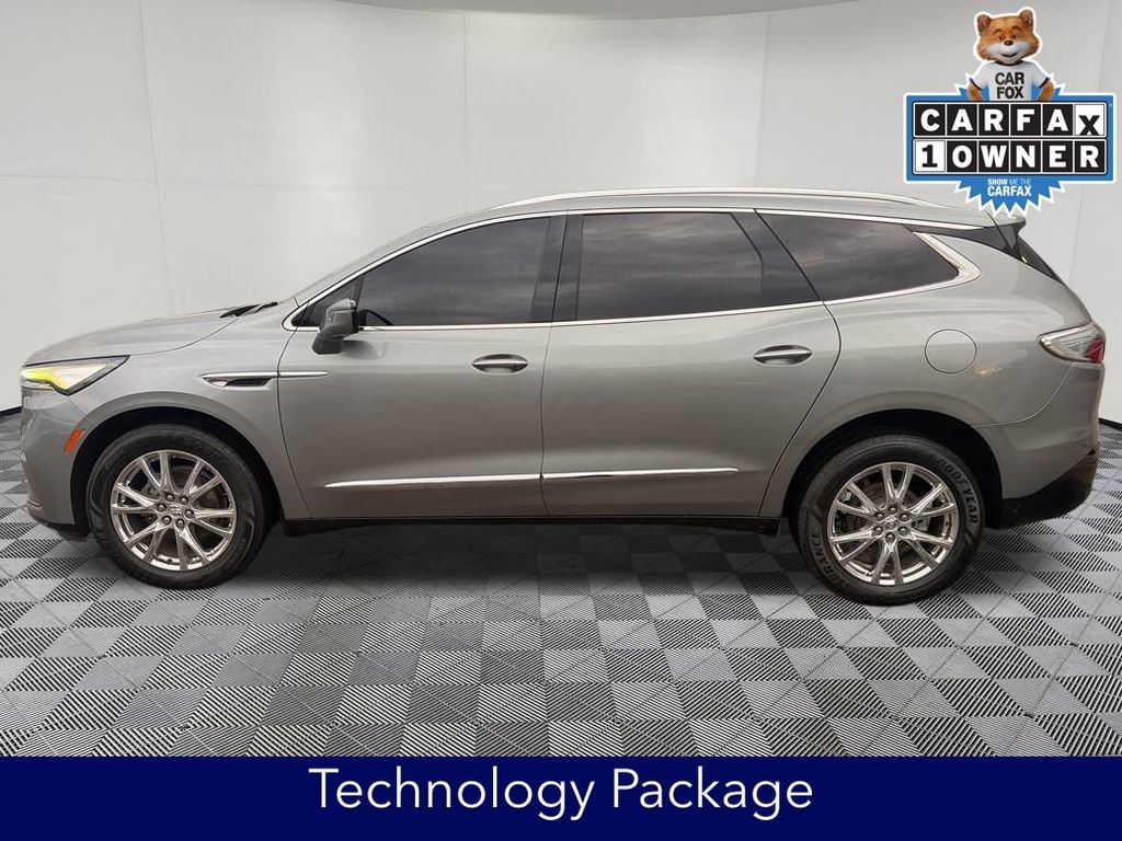 Used 2023 Buick Enclave Essence w/ Experience Buick Package AWD/4WD image 5