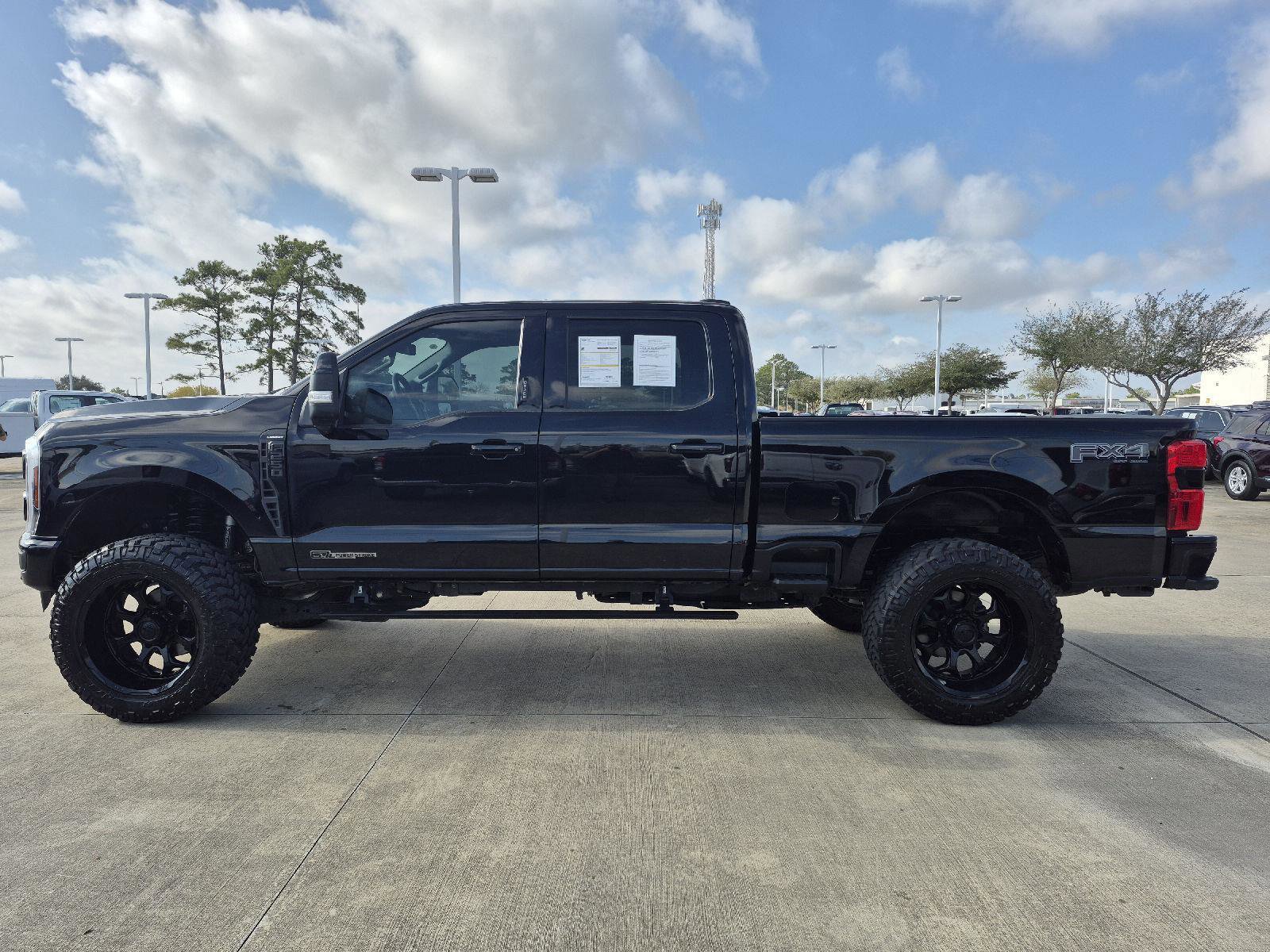 Certified 2024 Ford F250 Lariat w/ Lariat Ultimate Package image 2