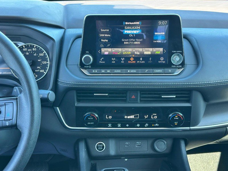 Used 2023 Nissan Rogue SV FWD image 13