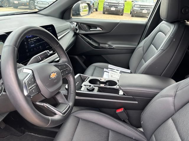 Used 2026 Chevrolet Equinox LT w/ Convenience Package II FWD image 14