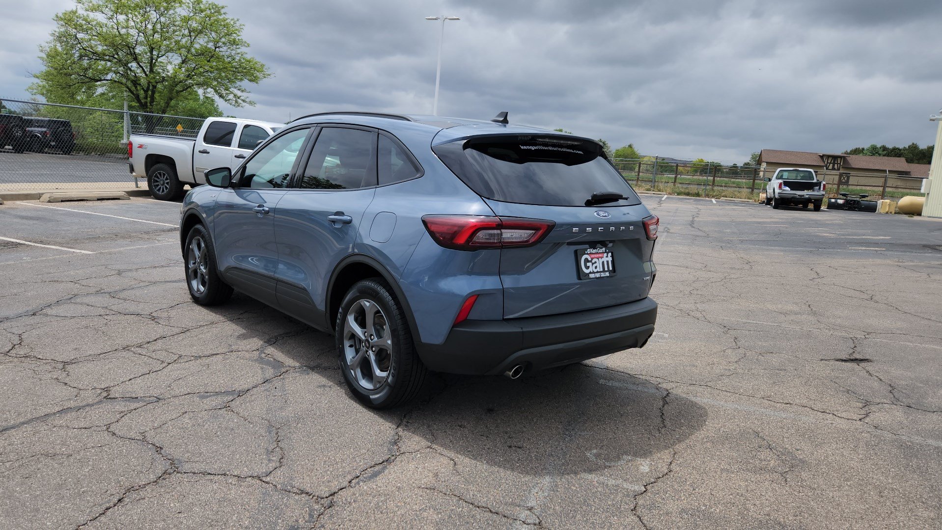 Certified 2025 Ford Escape ST-Line Select AWD/4WD image 10