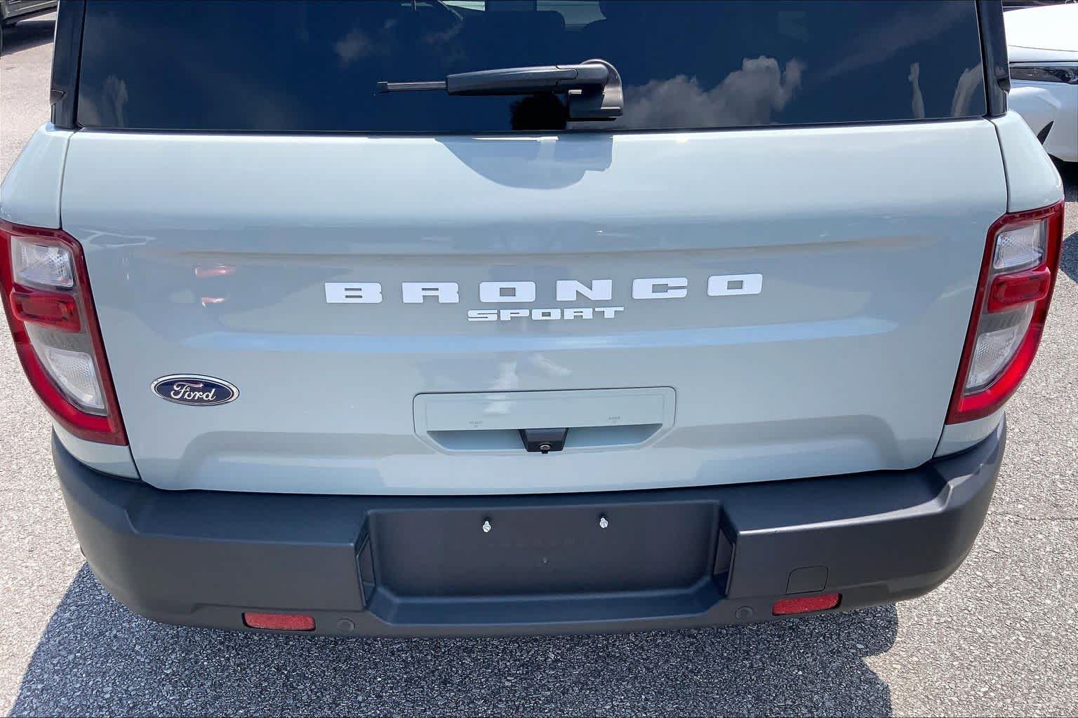 Certified 2022 Ford Bronco Sport Outer Banks w/ Tech Package AWD/4WD image 31