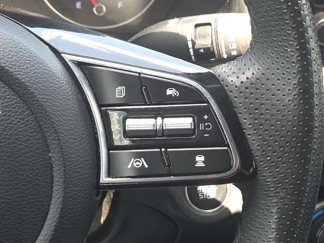 Used 2023 Kia Forte GT-Line w/ GT-Line Technology Package FWD image 32