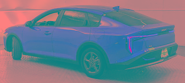 Used 2025 Kia K4 FWD image 4