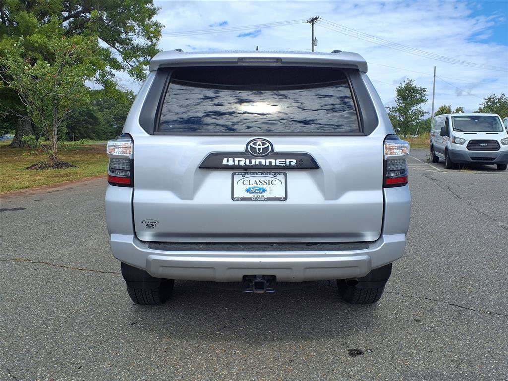 Used 2024 Toyota 4Runner TRD Off-Road image 18