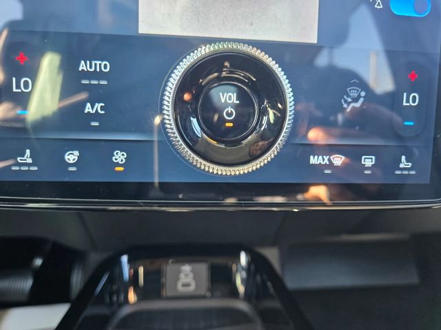 Certified 2025 Ford Mustang Mach-E Premium image 17