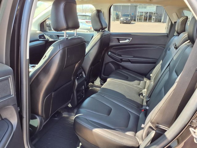 Certified 2021 Ford Edge Titanium image 27