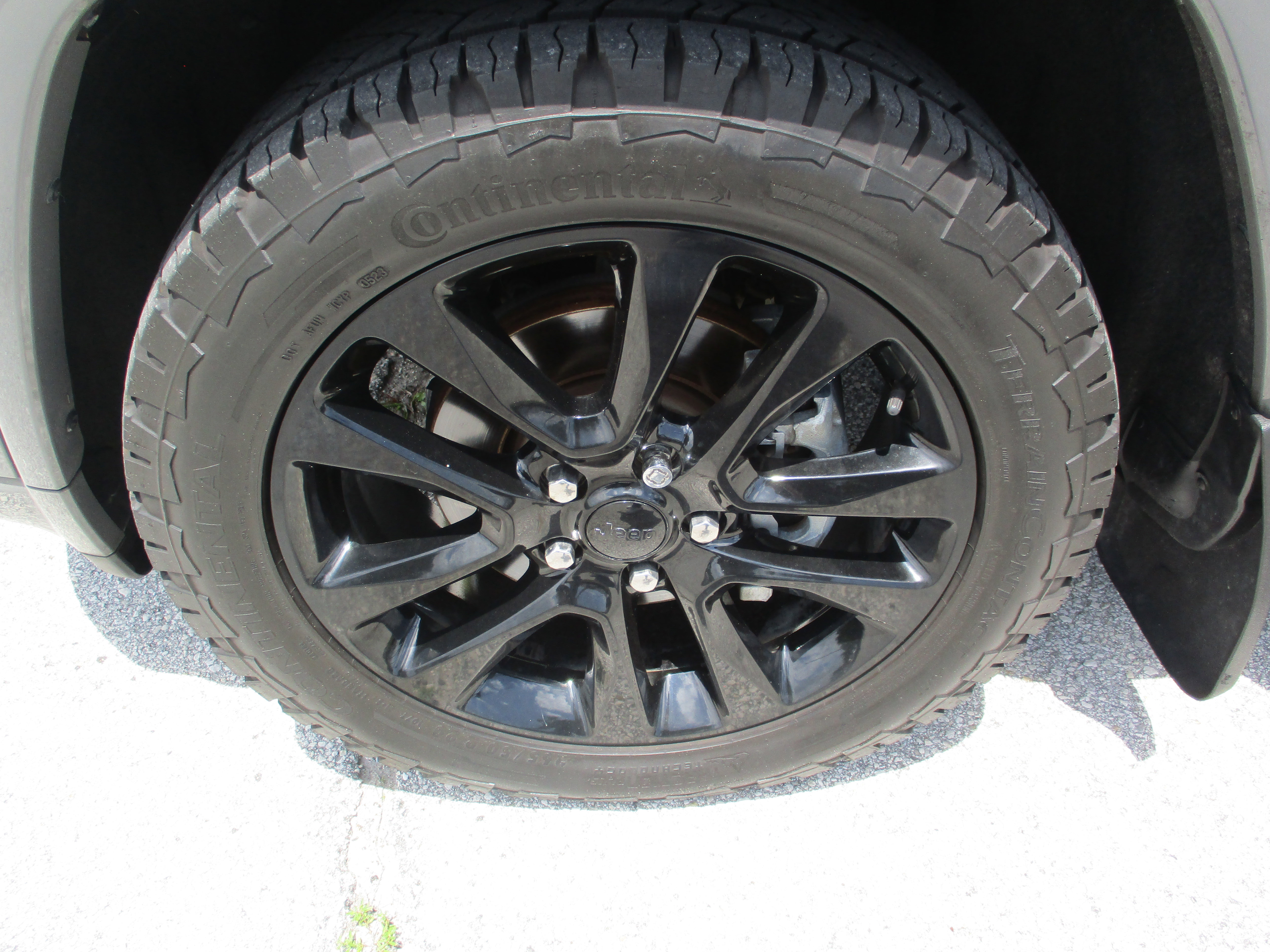Used 2019 Jeep Grand Cherokee Altitude RWD image 20