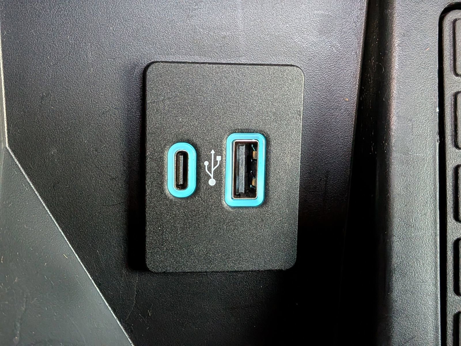 Certified 2023 Ford F150 Lariat w/ Equipment Group 502A High image 27