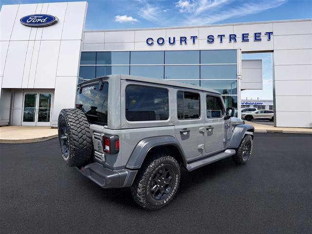Used 2023 Jeep Wrangler Unlimited w/ Sun & Screen Package AWD/4WD image 3