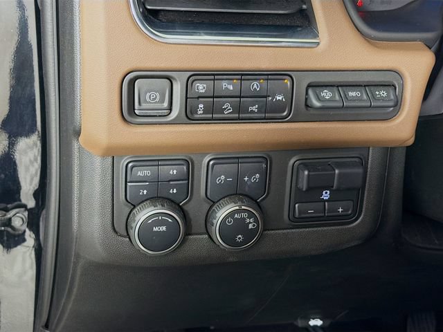 Used 2023 Chevrolet Tahoe High Country w/ Advanced Technology Package AWD/4WD image 12
