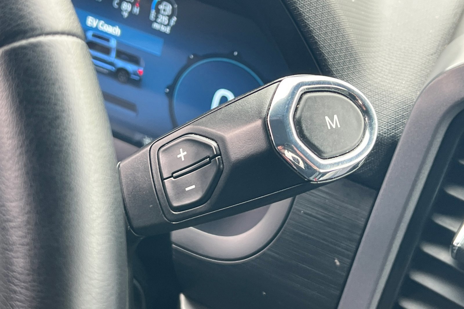 Certified 2024 Ford F150 XLT w/ Mobile Office Package image 23