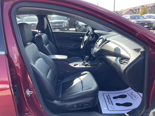 Used 2018 Chevrolet Malibu LT w/ Leather Package image 19