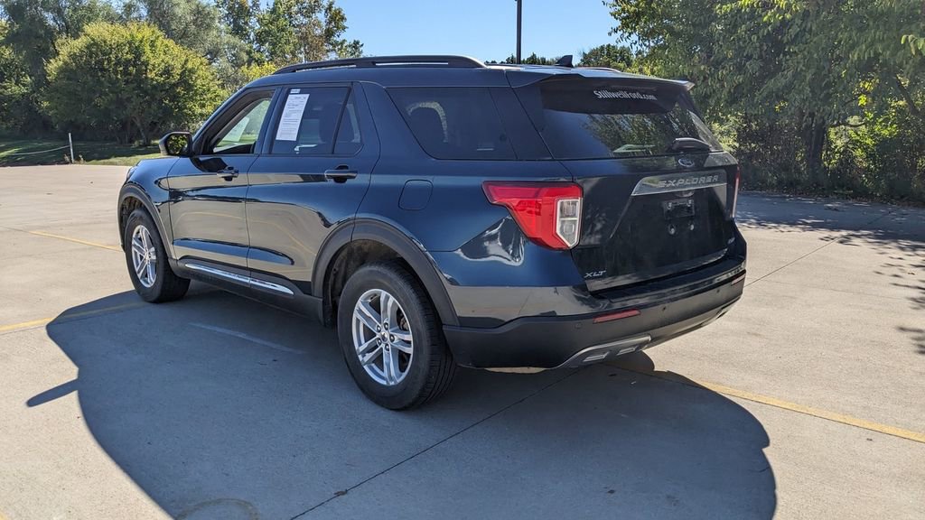 Certified 2023 Ford Explorer XLT w/ Equipment Group 202A image 5