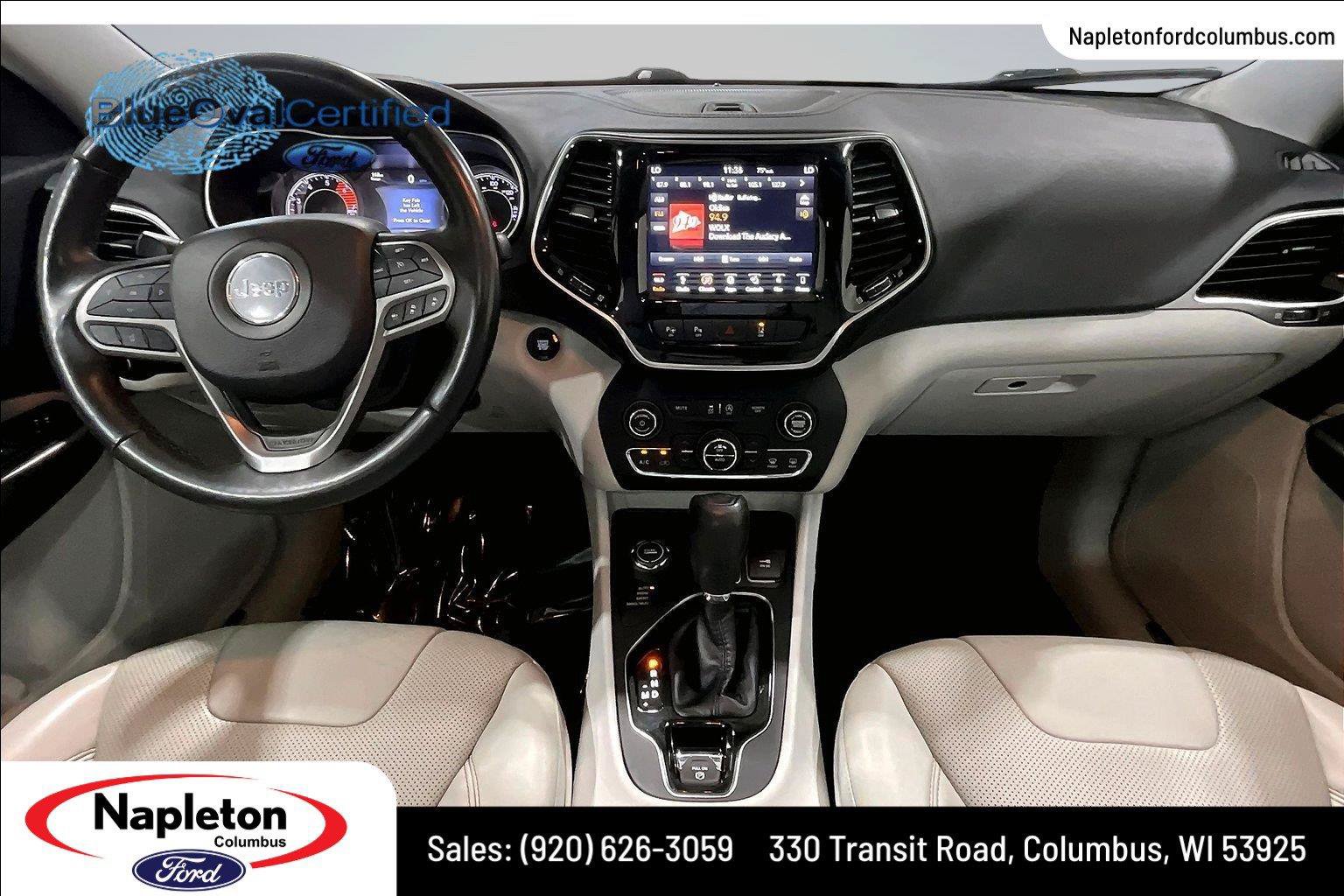 Used 2019 Jeep Cherokee Limited w/ Luxury Group AWD/4WD image 17