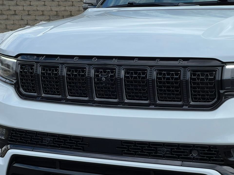 Used 2023 Jeep Grand Wagoneer Series III w/ Rear Seat Video Group 1 image 49