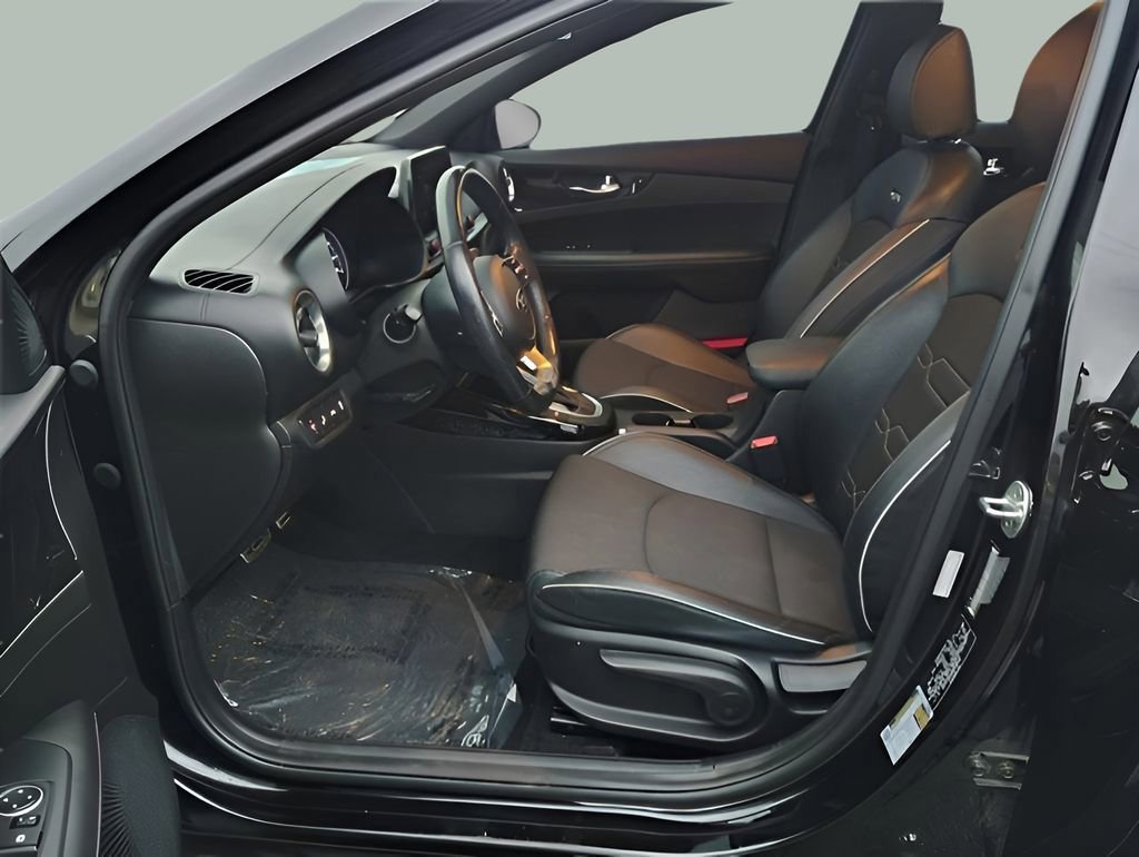 Used 2021 Kia Forte GT-Line image 13