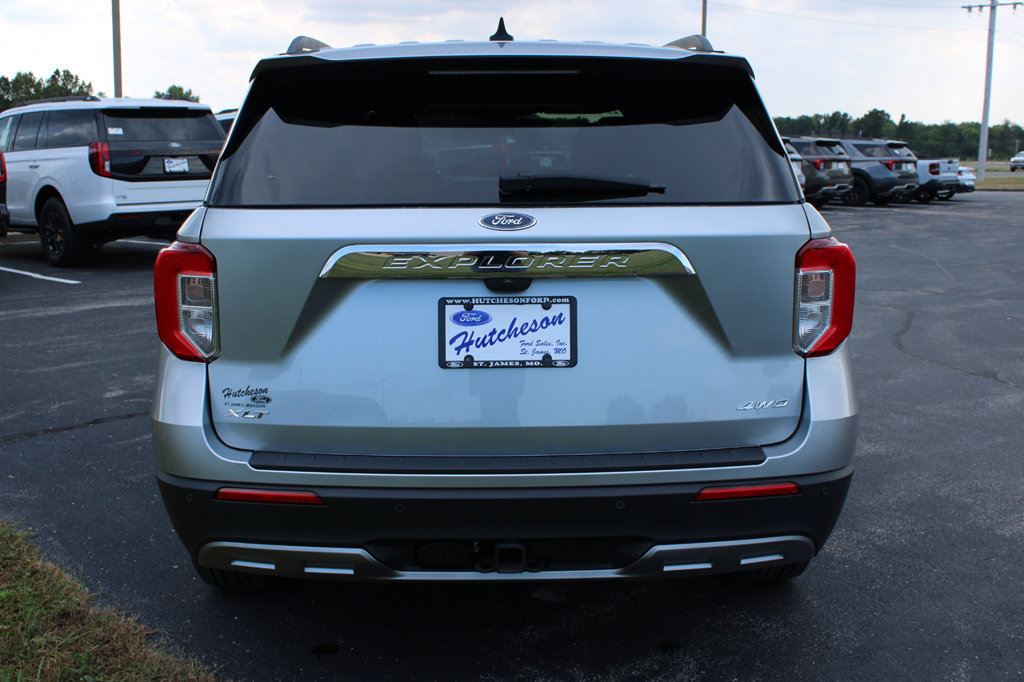 Certified 2024 Ford Explorer XLT w/ Equipment Group 202A AWD/4WD image 10