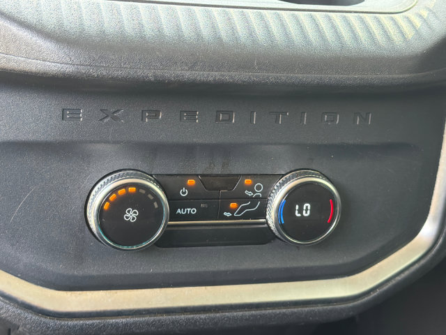 Certified 2025 Ford Expedition Max Active RWD image 26