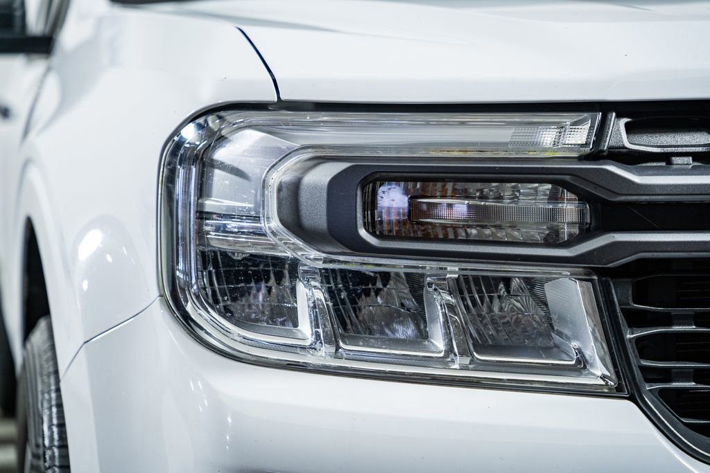 Certified 2022 Ford Maverick XLT image 14