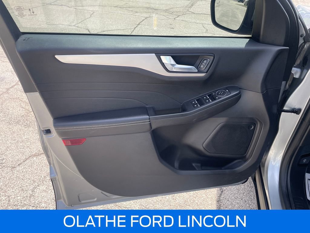 Certified 2022 Ford Escape SEL image 13