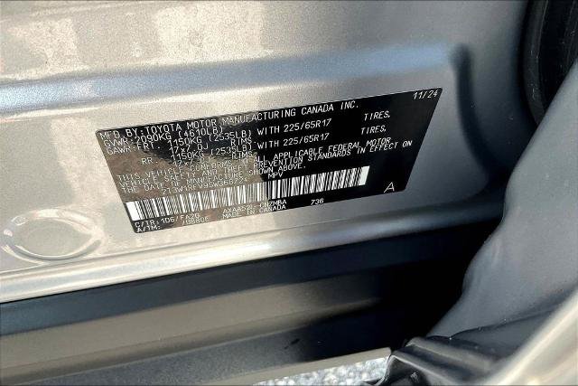 Used 2025 Toyota RAV4 XLE FWD image 19