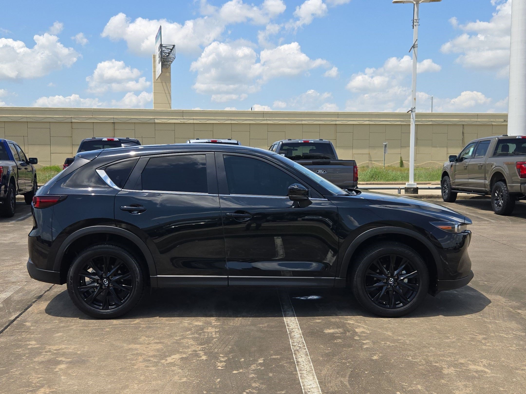 Used 2025 MAZDA CX-5 Carbon Edition AWD/4WD image 2