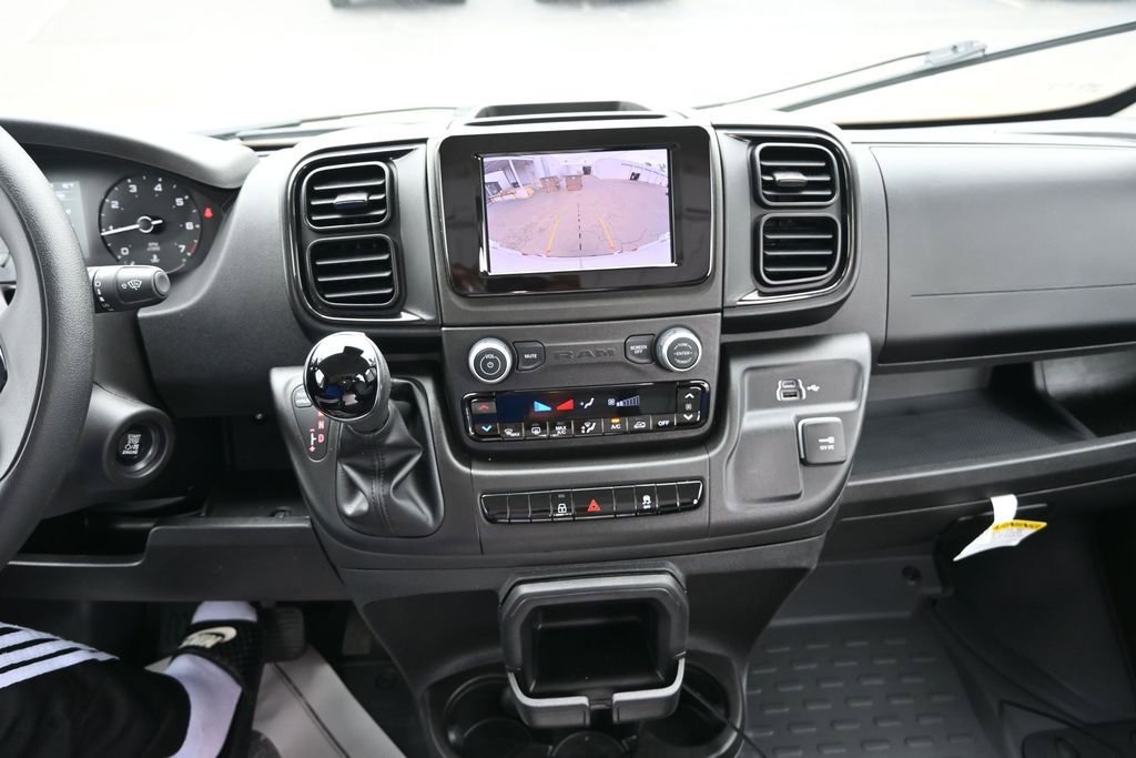 Used 2026 RAM ProMaster 2500 w/ Convenience Group FWD image 23